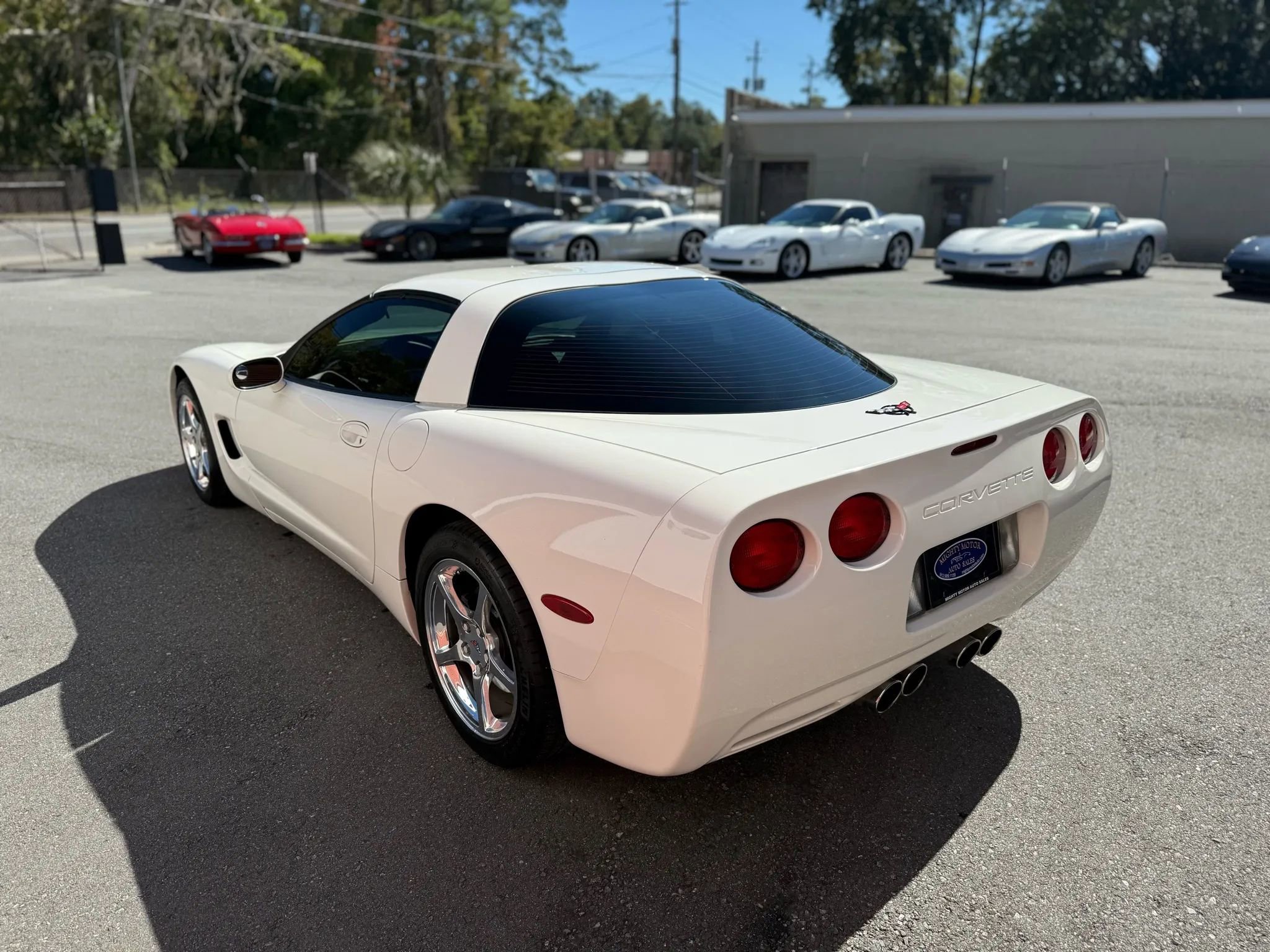 Used 2001 Chevrolet Corvette Coupe w/ Preferred Equipment Group2 image 6