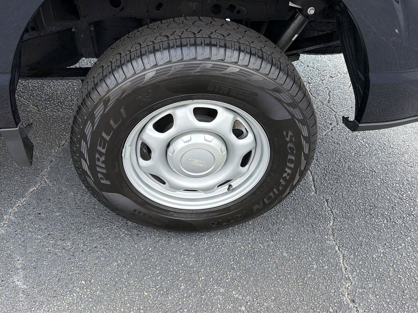 Used 2025 Ford F150 XL AWD/4WD image 37