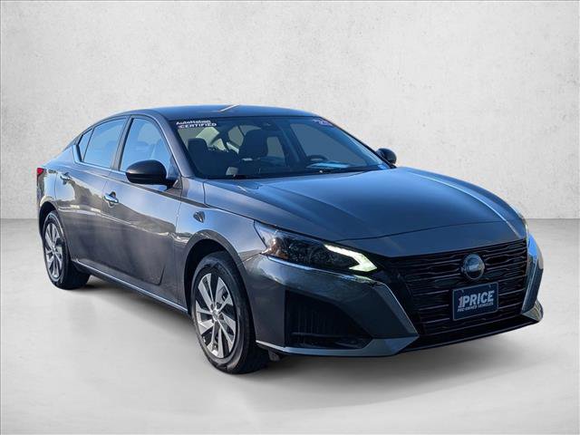 Used 2025 Nissan Altima 2.5 S FWD image 3