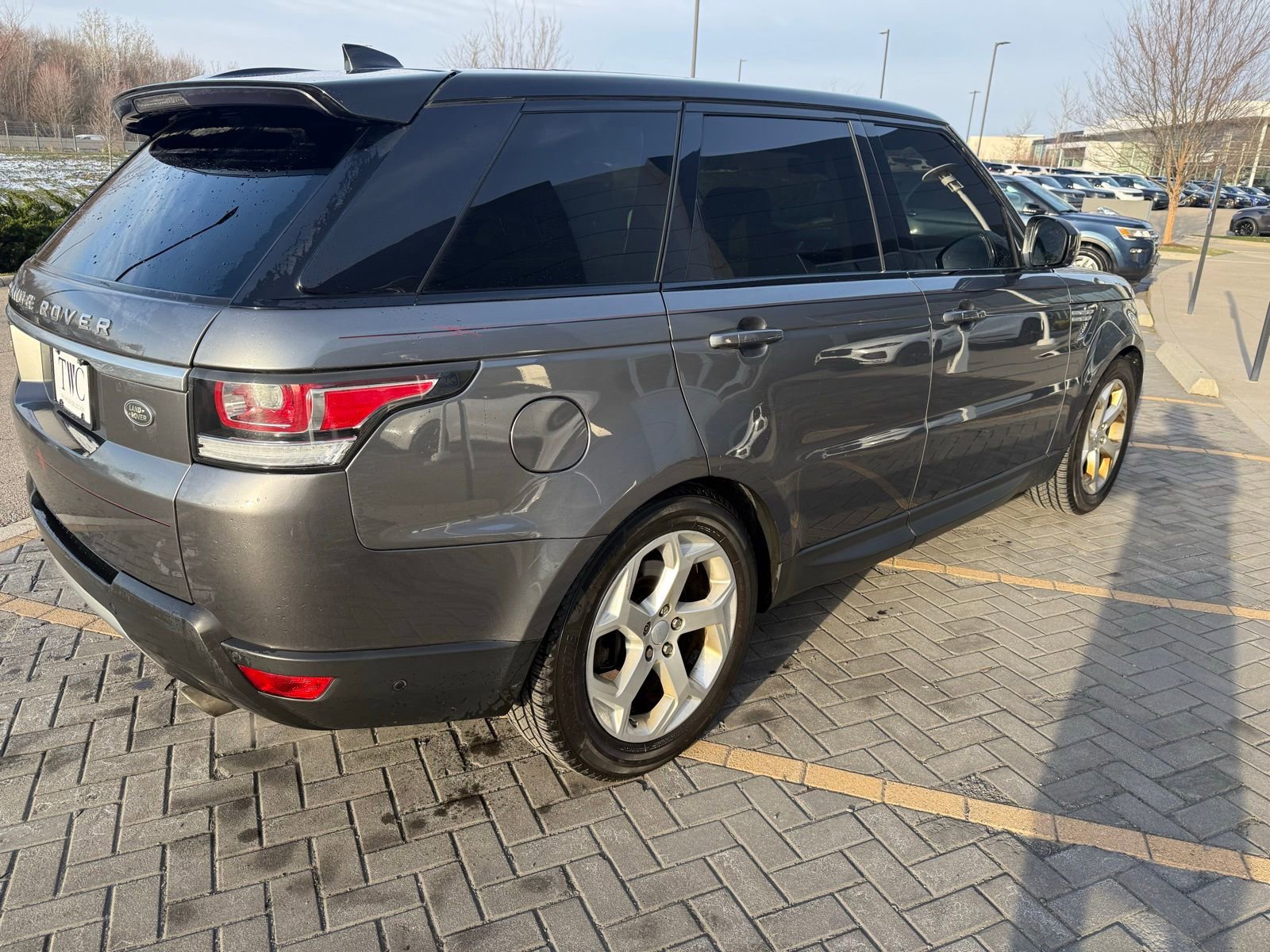 Used 2017 Land Rover Range Rover Sport HSE image 5