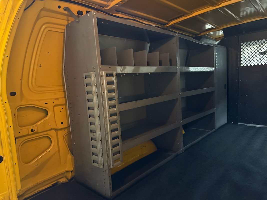 Used 2007 Ford E-350 and Econoline 350 Super Duty RWD image 9