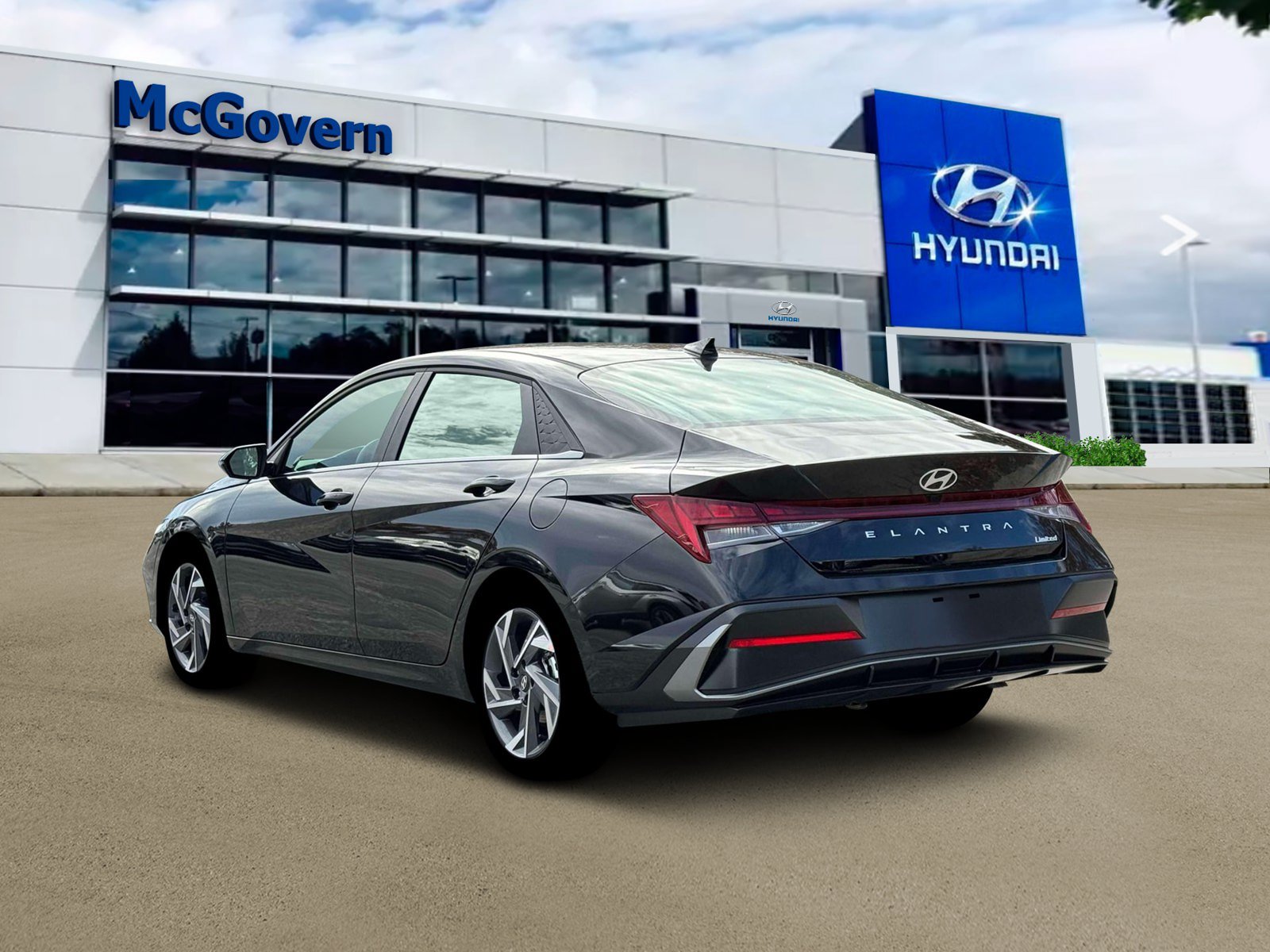 New 2026 Hyundai Elantra Limited FWD image 5