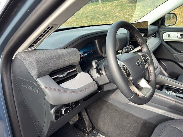 New 2026 Ford Explorer Active image 12