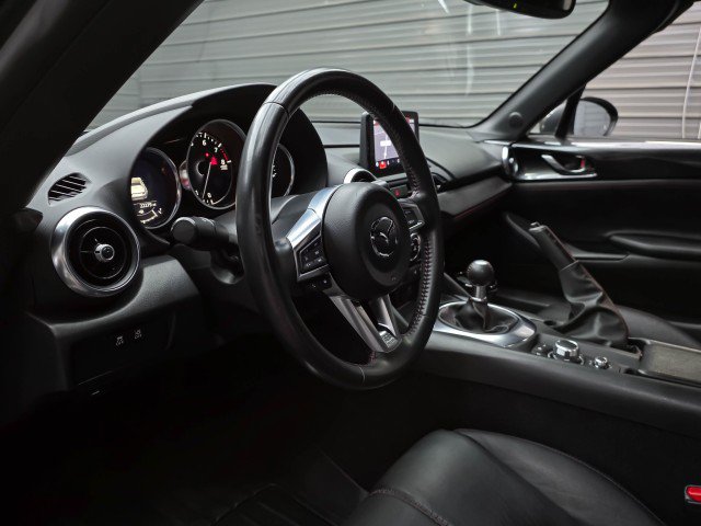 Used 2019 MAZDA MX-5 Miata RF Grand Touring w/ GT-S Package RWD image 12