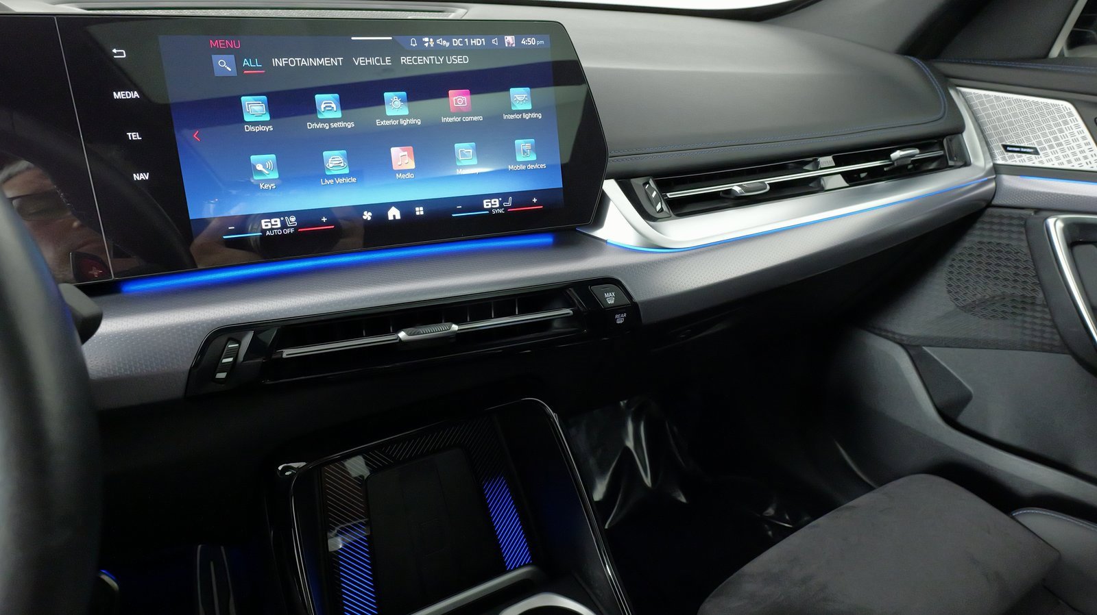 Used 2024 BMW X1 M35i w/ Premium Package image 53