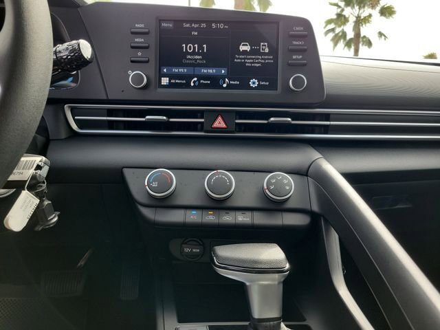 New 2026 Hyundai Elantra SE FWD image 14