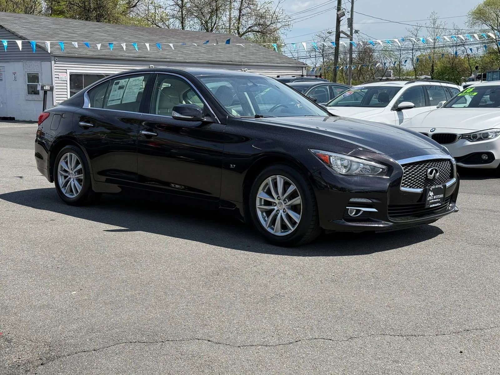 Used 2014 INFINITI Q50 2.0t w/ Moonroof Package AWD/4WD image 14