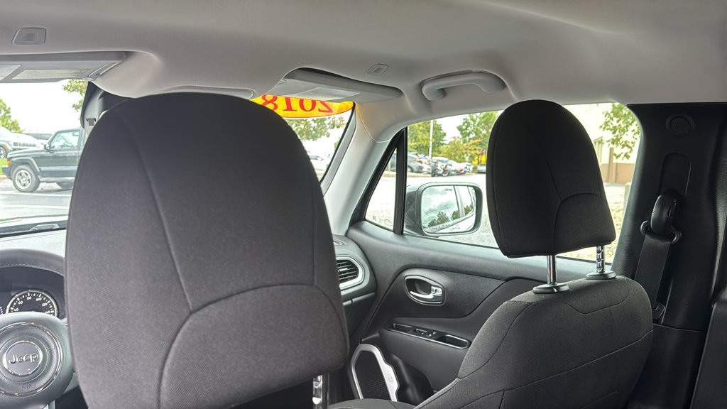 Used 2018 Jeep Renegade Latitude w/ Popular Equipment Group AWD/4WD image 30
