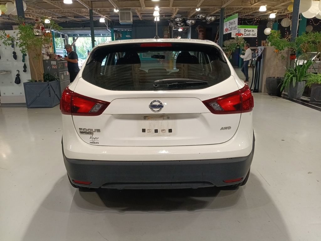 Used 2019 Nissan Rogue Sport S AWD/4WD image 9