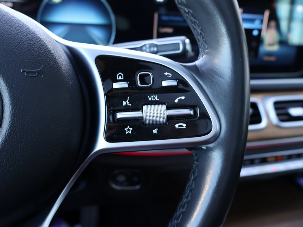 Used 2022 Mercedes-Benz GLS 450 4MATIC image 17