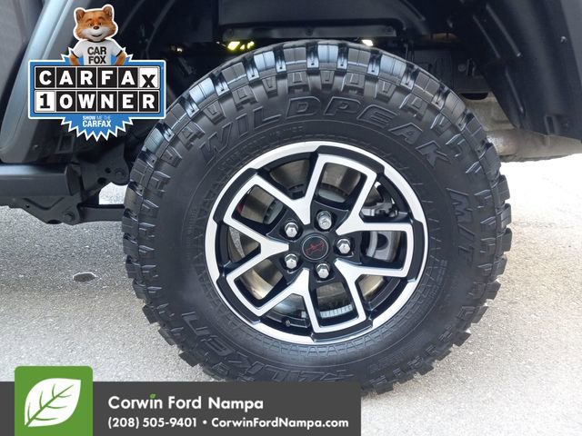 Used 2024 Jeep Gladiator Rubicon w/ Technology Group image 30