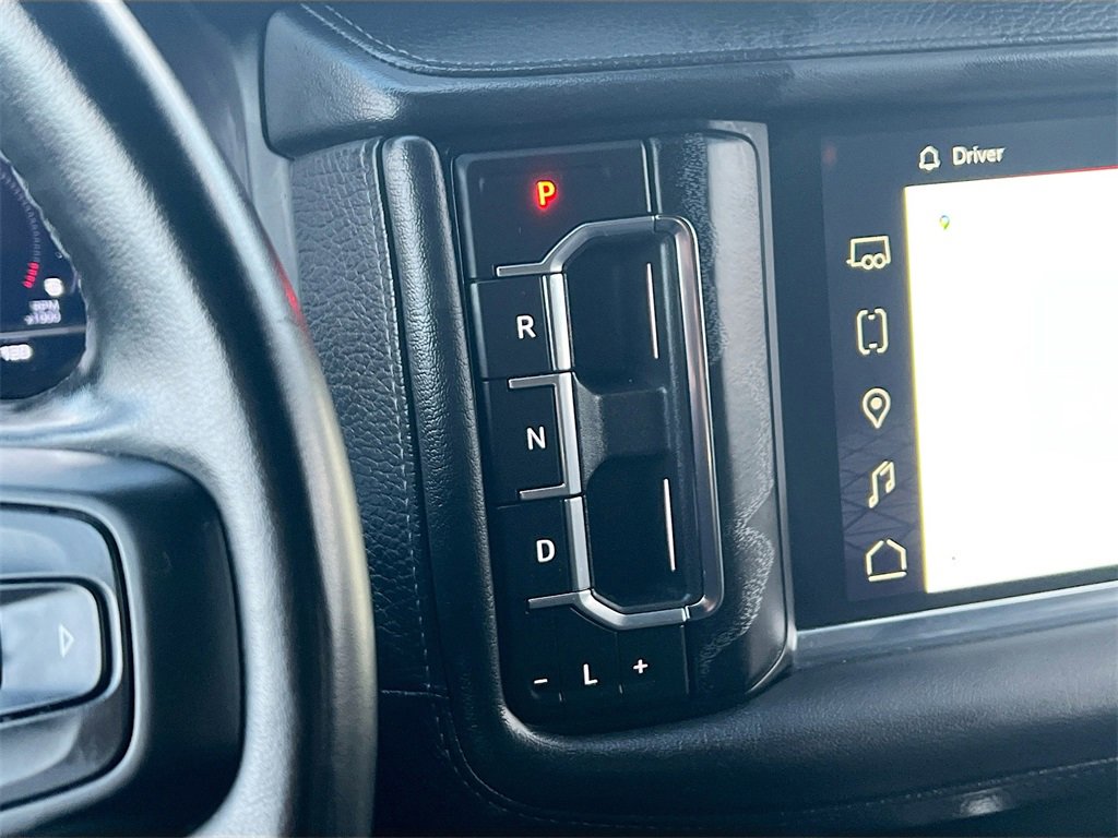 Used 2024 GMC Yukon XL Denali image 17