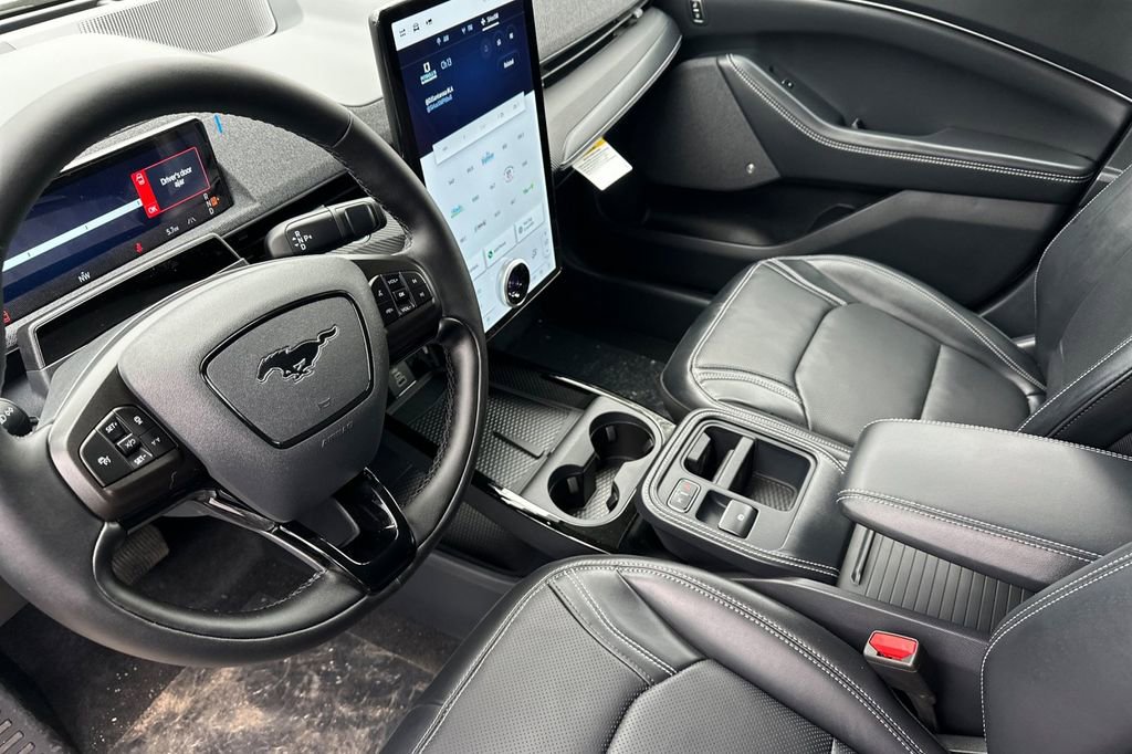 New 2025 Ford Mustang Mach-E Premium image 8