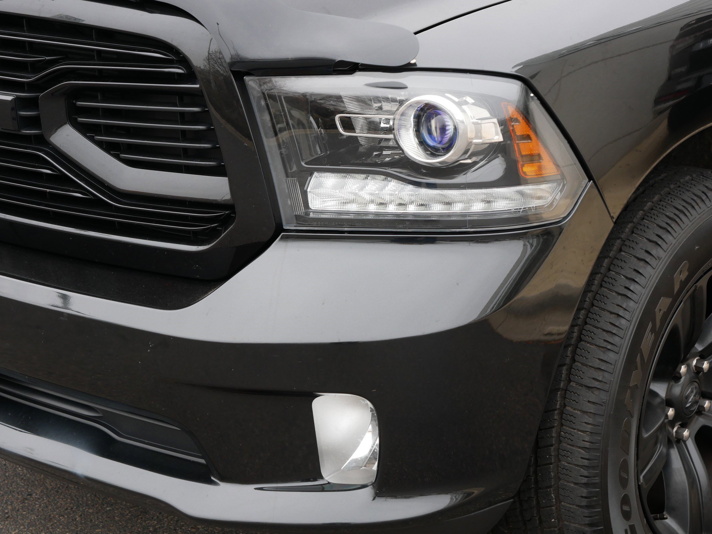 Used 2018 RAM 1500 Sport w/ Convenience Group image 16