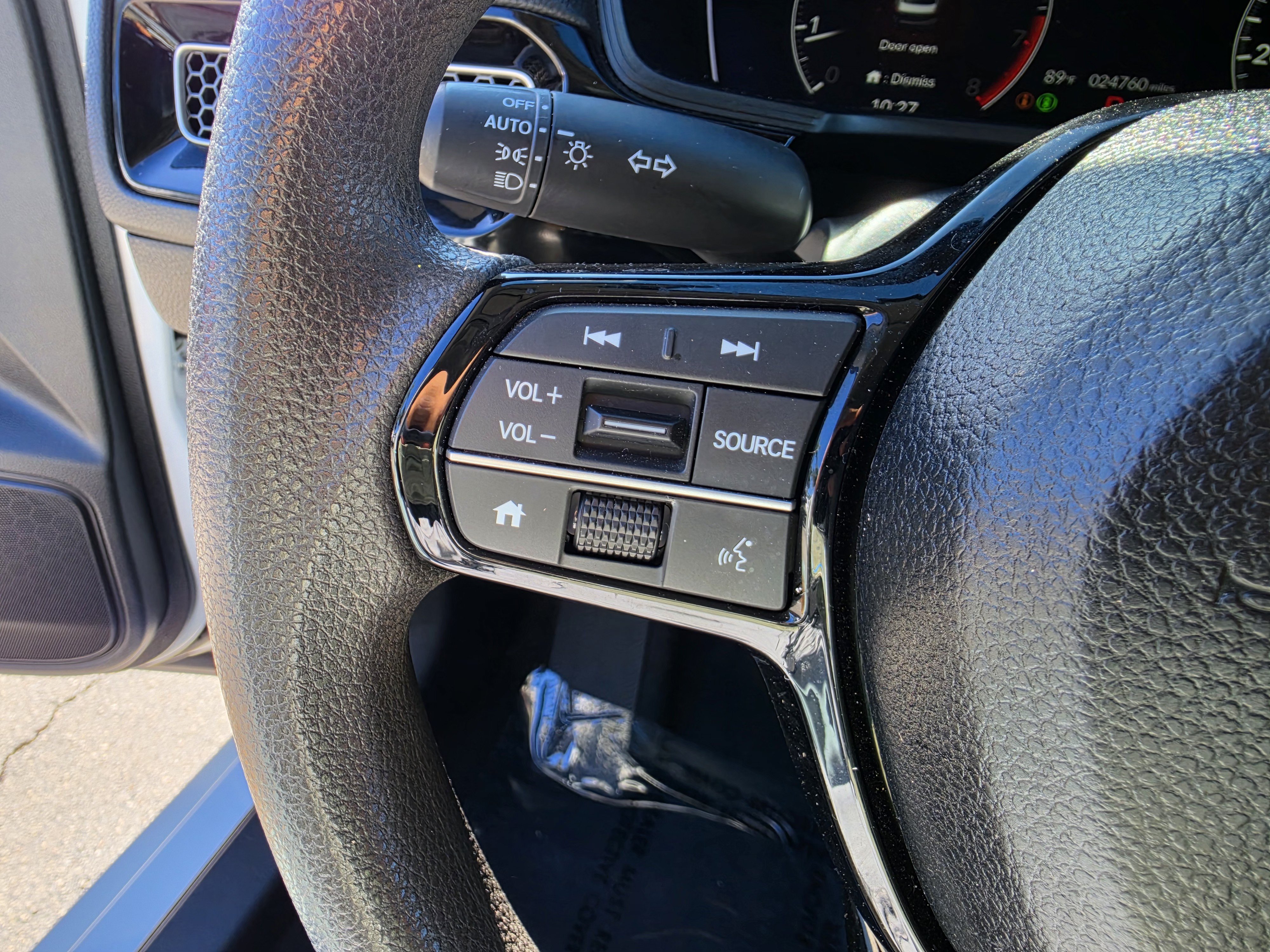 Used 2024 Honda Civic LX image 21