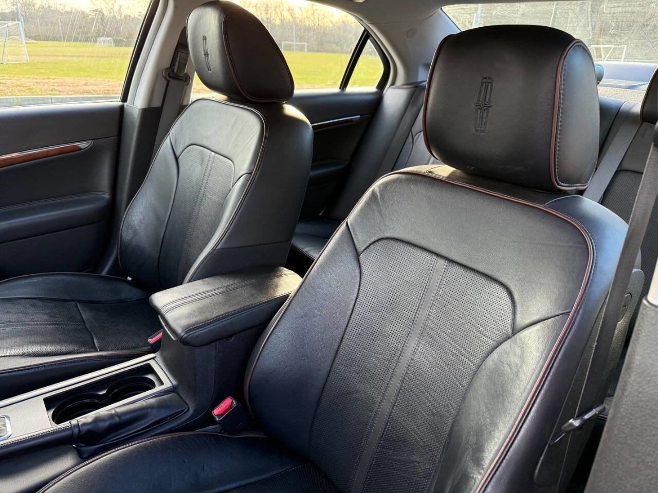 Used 2010 Lincoln MKZ AWD image 13