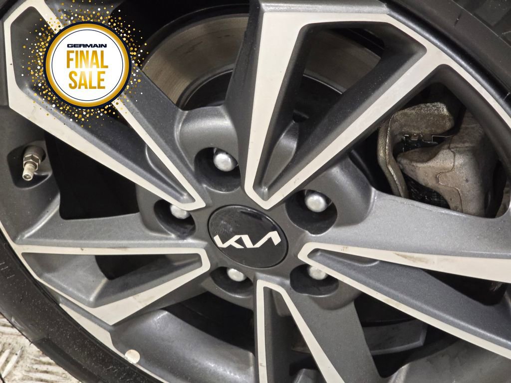 Certified 2023 Kia Forte LXS image 10