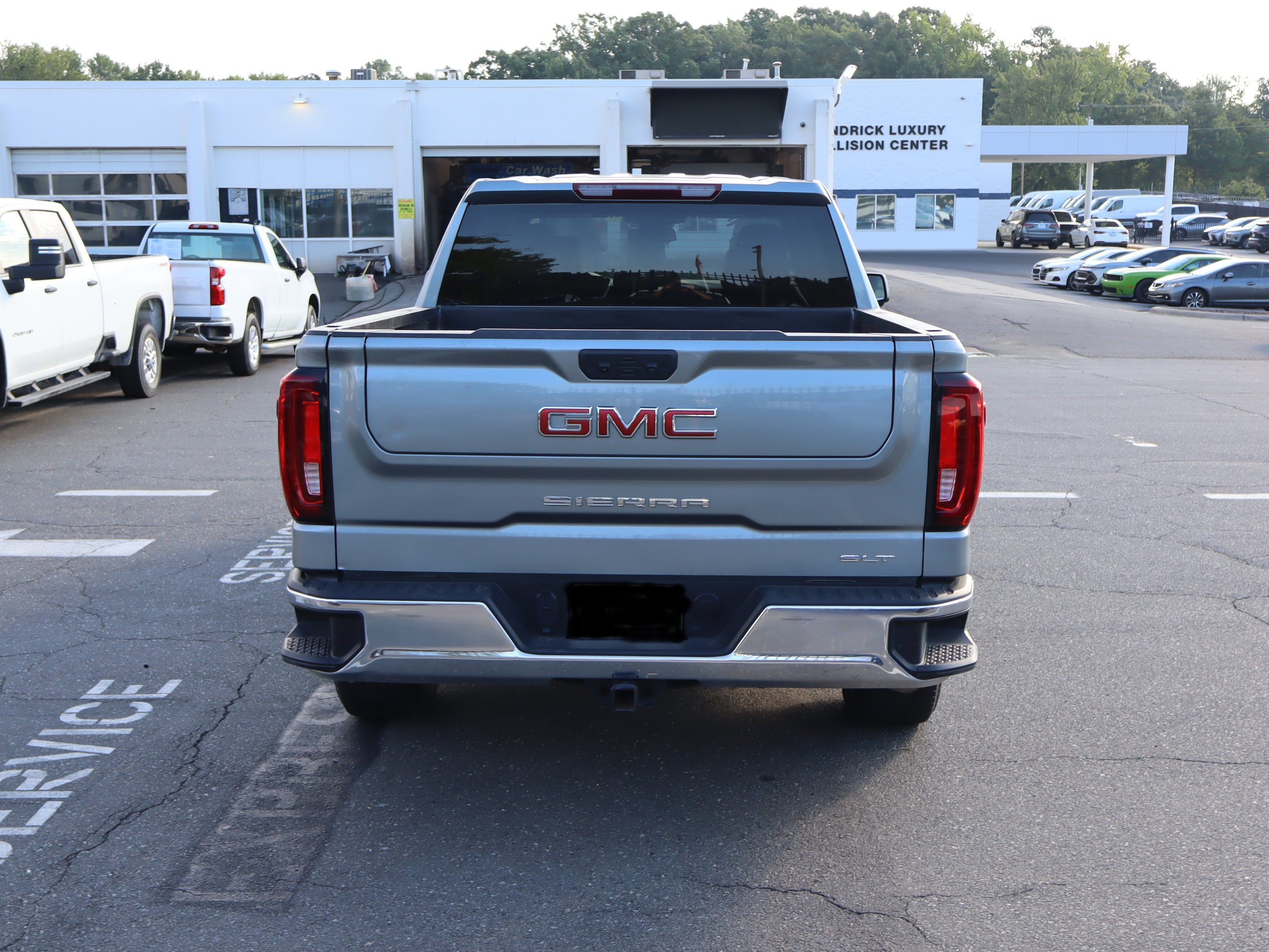 Used 2025 GMC Sierra 1500 SLT AWD/4WD image 20