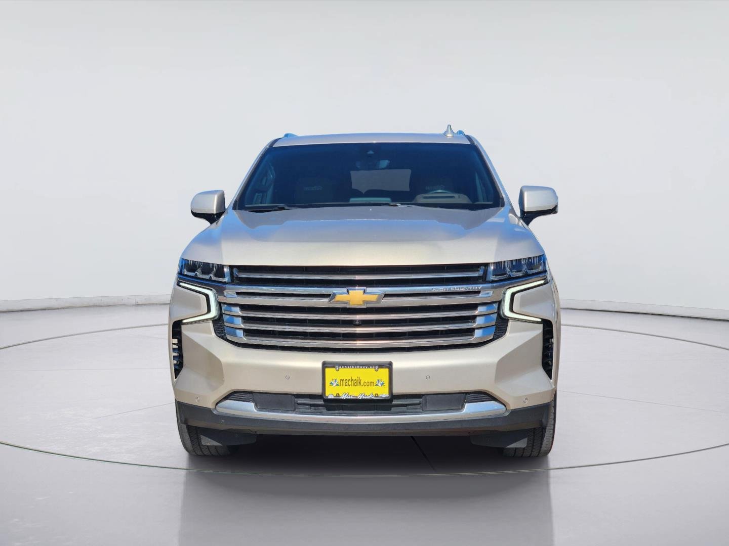 Used 2021 Chevrolet Tahoe High Country w/ Premium Package AWD/4WD image 2