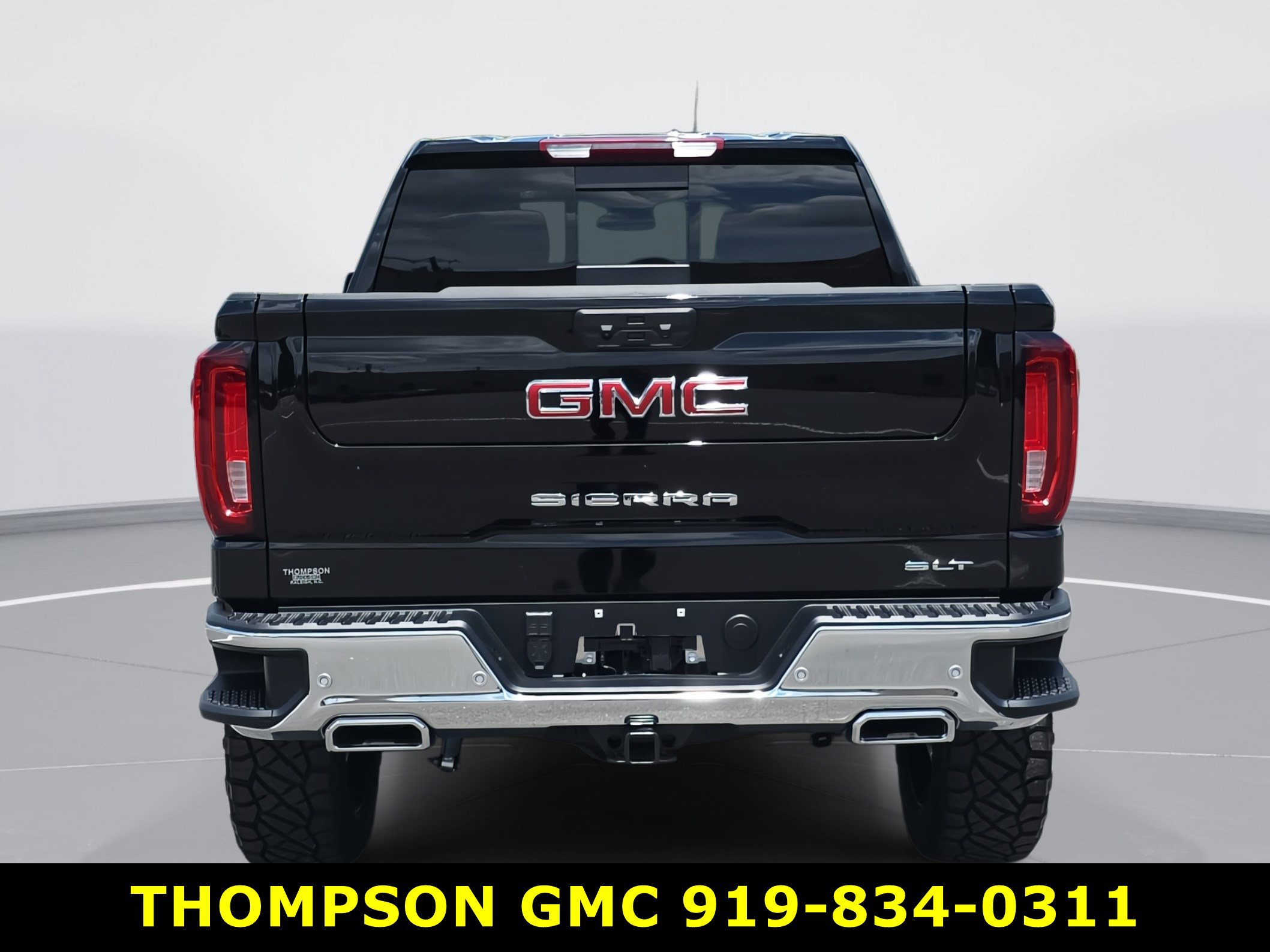 New 2024 GMC Sierra 1500 SLT w/ SLT Premium Package image 8