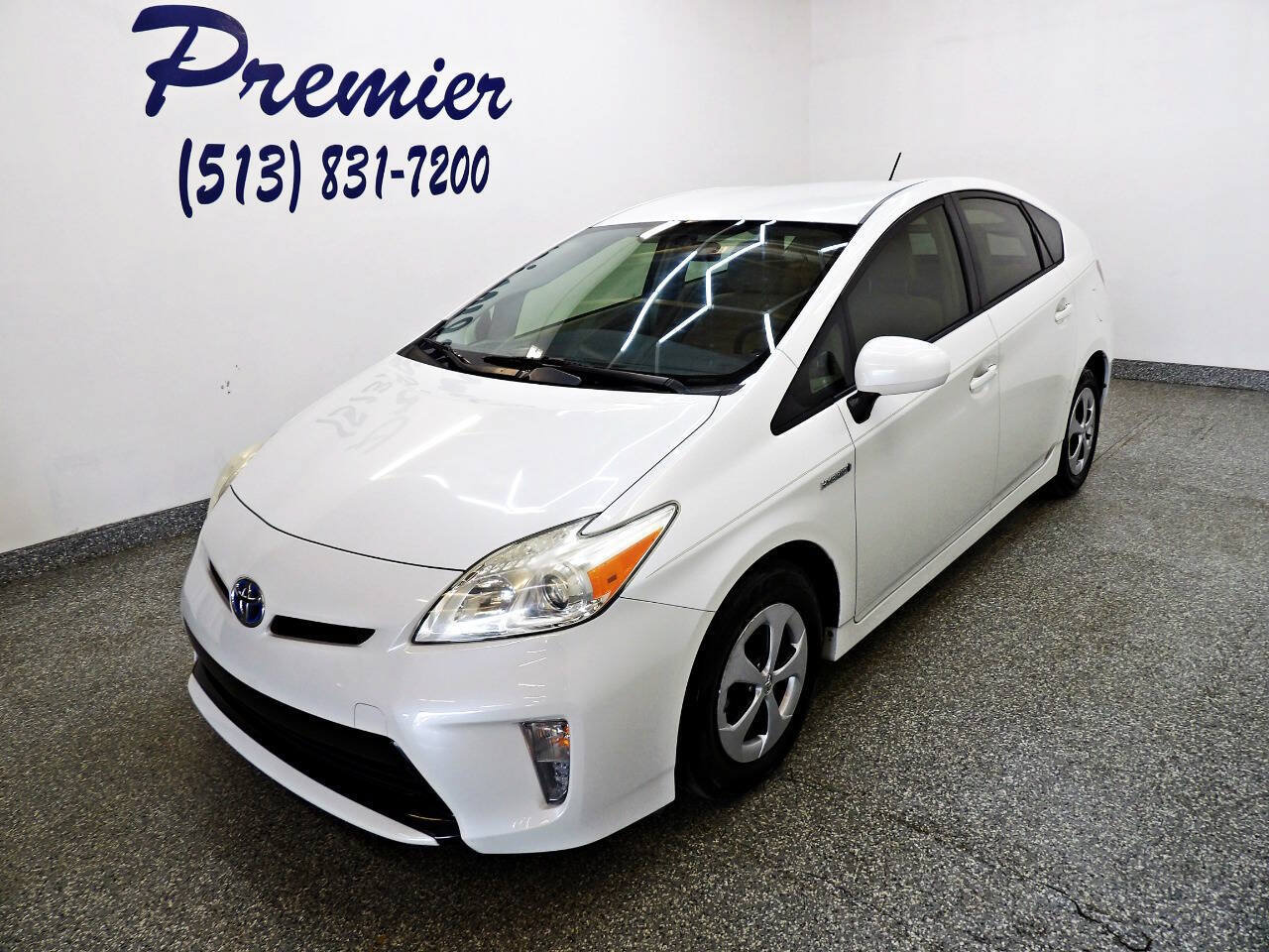 Used 2014 Toyota Prius Two FWD image 1
