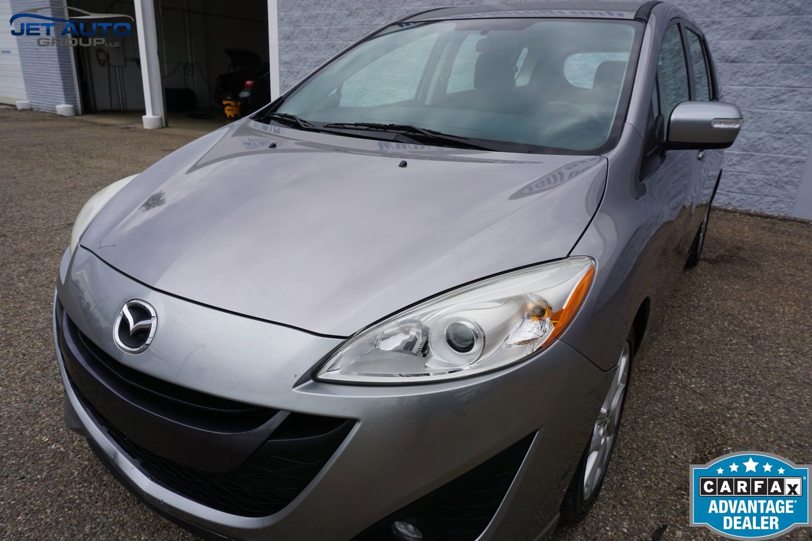 Used 2013 MAZDA MAZDA5 Touring FWD image 5