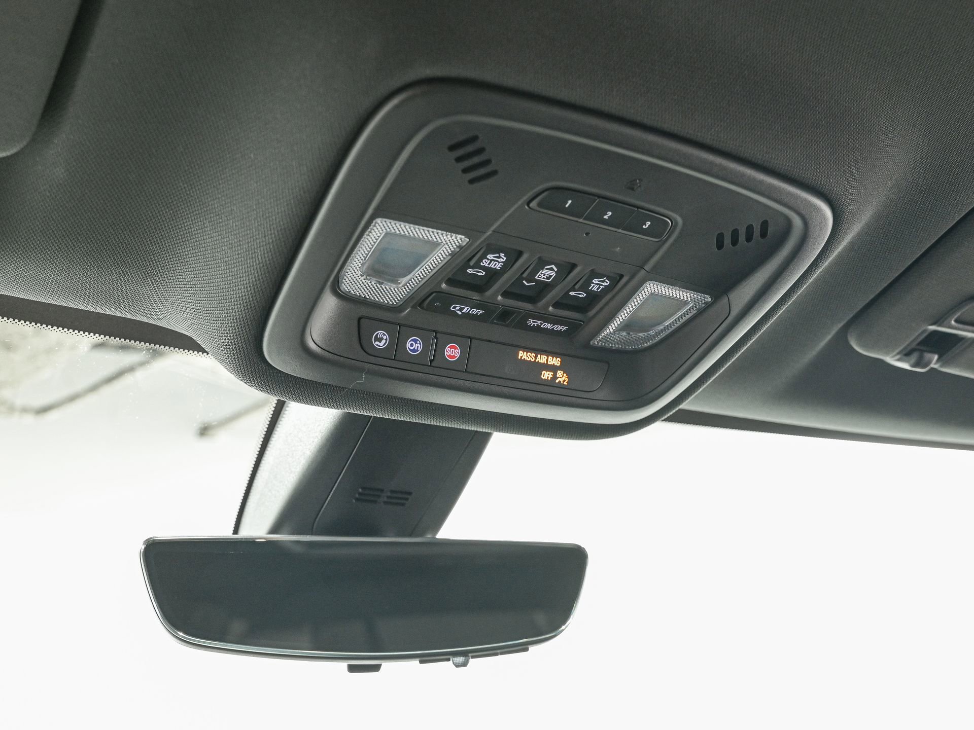 Used 2023 Chevrolet Traverse RS AWD/4WD image 24