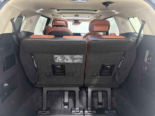 Certified 2024 Kia Carnival SX Prestige FWD image 31