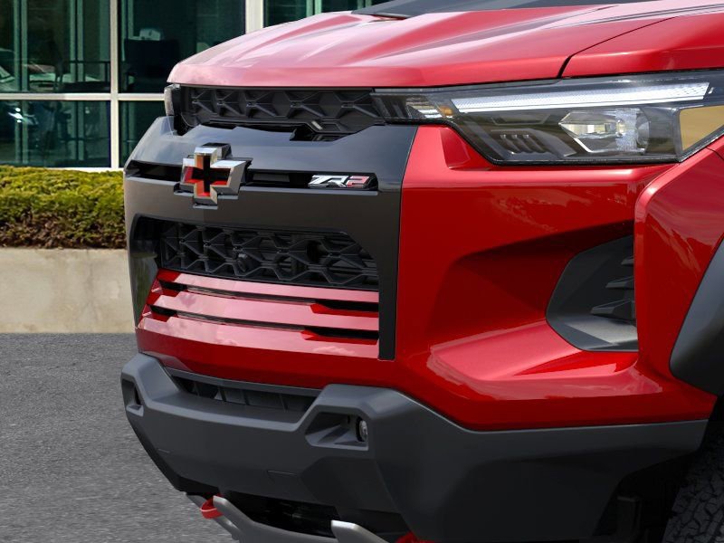 New 2026 Chevrolet Colorado ZR2 w/ Midnight Edition AWD/4WD image 13