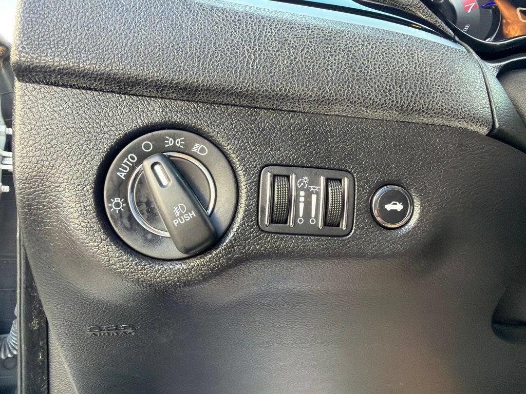 Used 2019 Chrysler 300 S RWD image 24