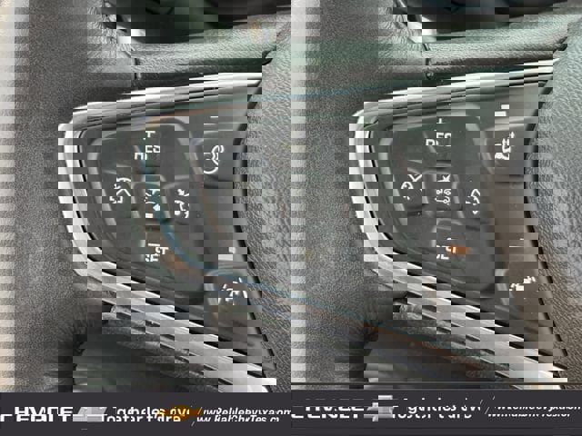 Used 2018 Chevrolet Equinox Premier image 14