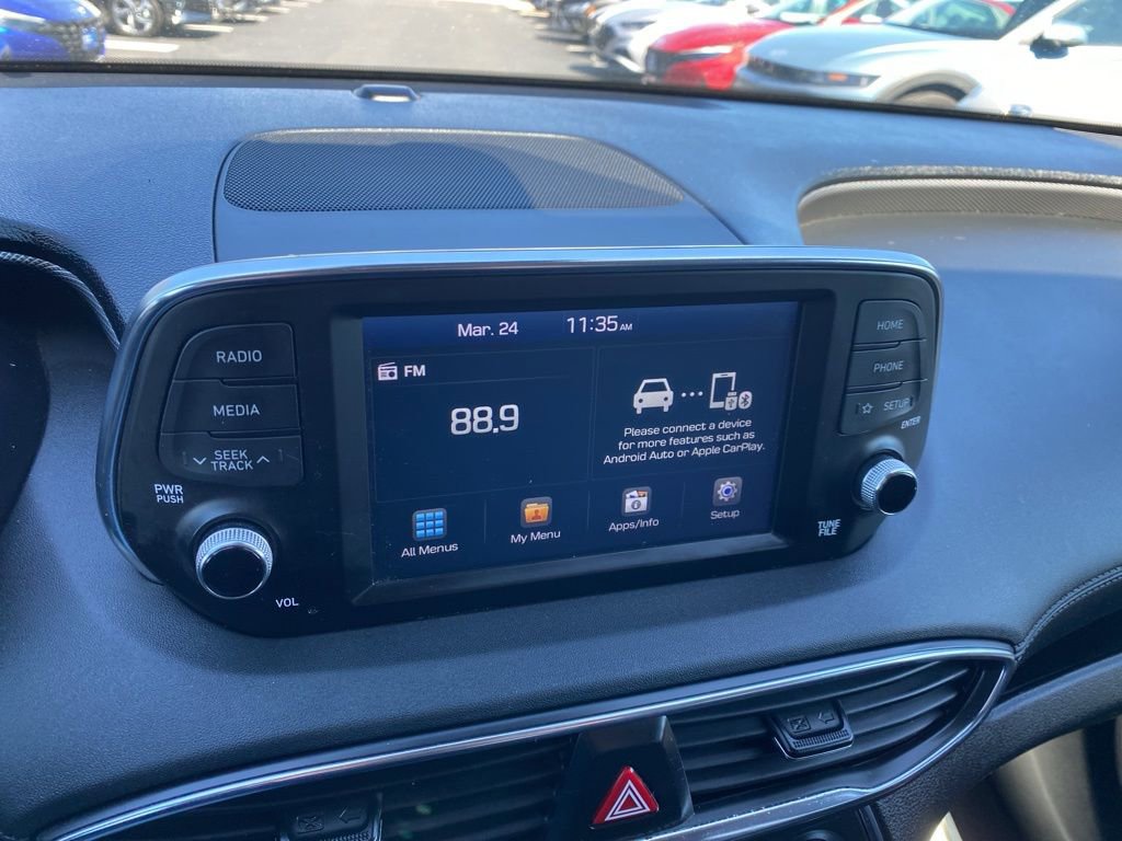 Used 2020 Hyundai Santa Fe SE image 15