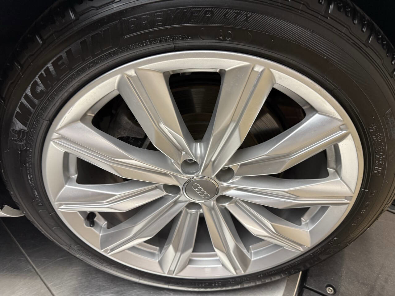 Used 2016 Audi A8 L 3.0T image 32