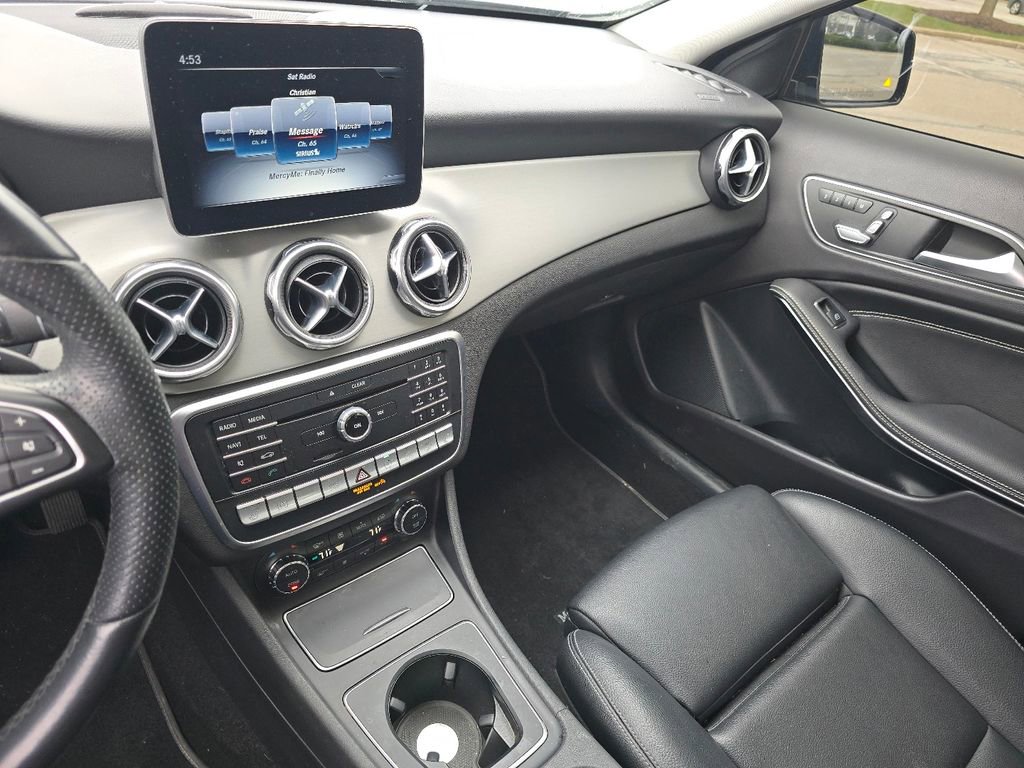 Certified 2020 Mercedes-Benz GLA 250 4MATIC image 31