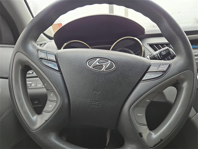 Used 2013 Hyundai Sonata GLS image 6