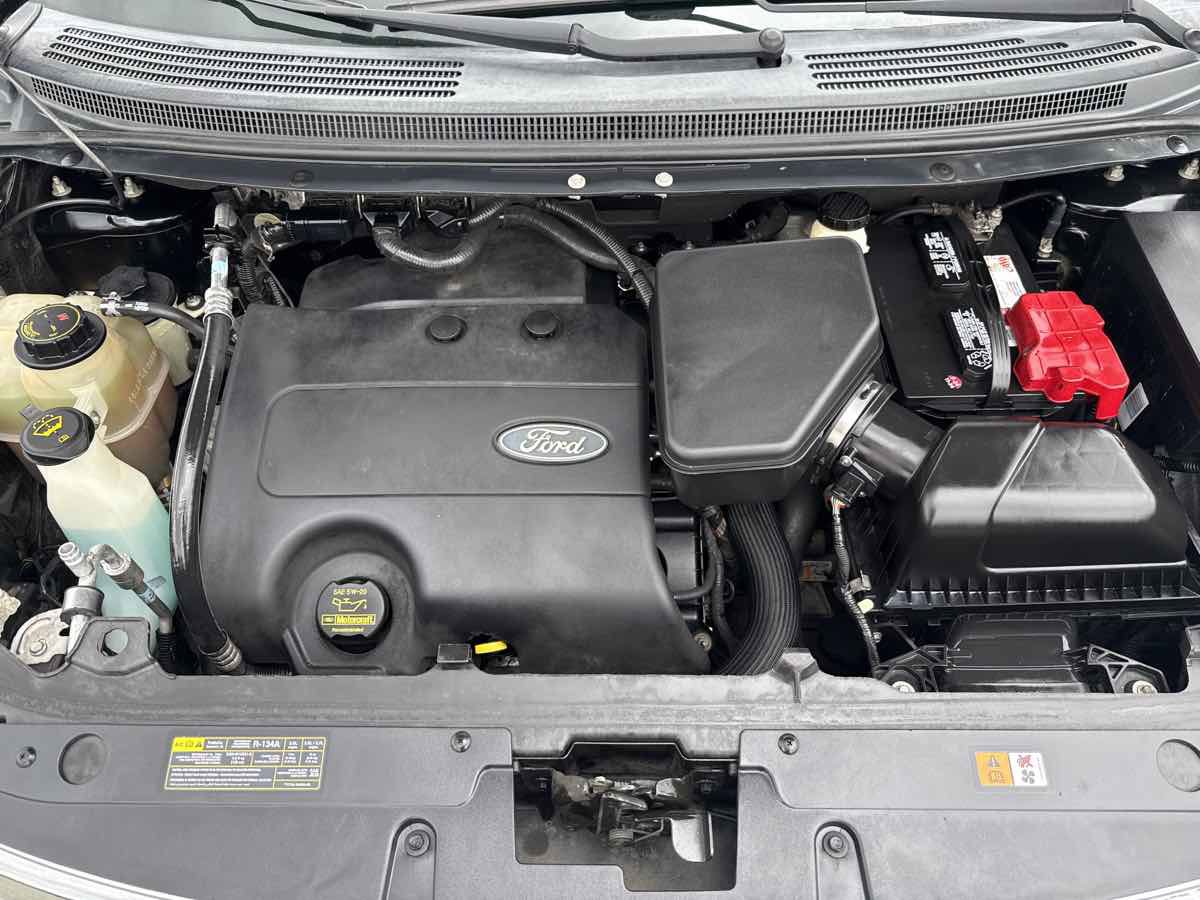 Used 2013 Ford Edge SEL image 31