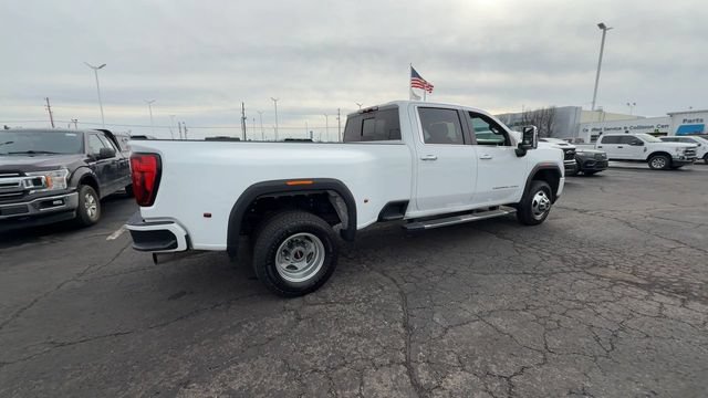 Used 2022 GMC Sierra 3500 Denali AWD/4WD image 8