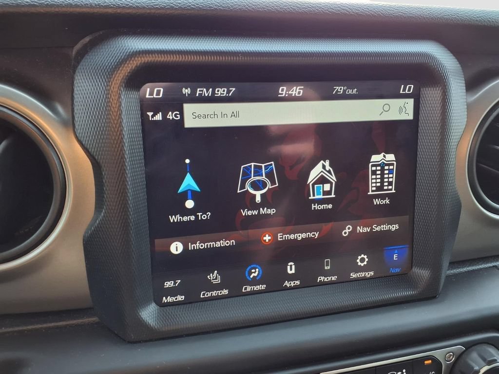 Used 2021 Jeep Gladiator Sport AWD/4WD image 12