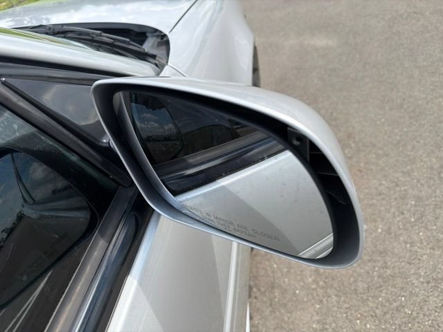 Used 2005 Pontiac Grand Prix w/ Drivers Plus Package FWD image 6