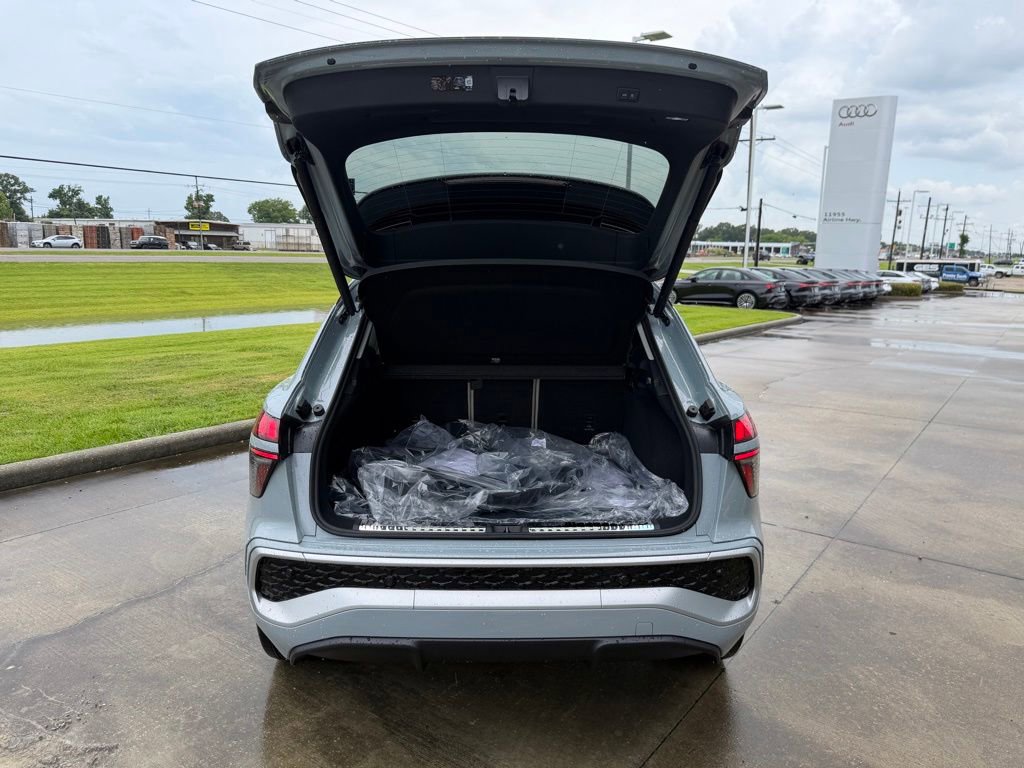 New 2026 Audi Q3 quattro 2.0T AWD/4WD image 23