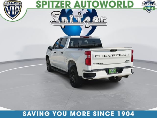 Used 2025 Chevrolet Silverado 1500 Custom w/ Turbomax Blackout Package AWD/4WD image 8