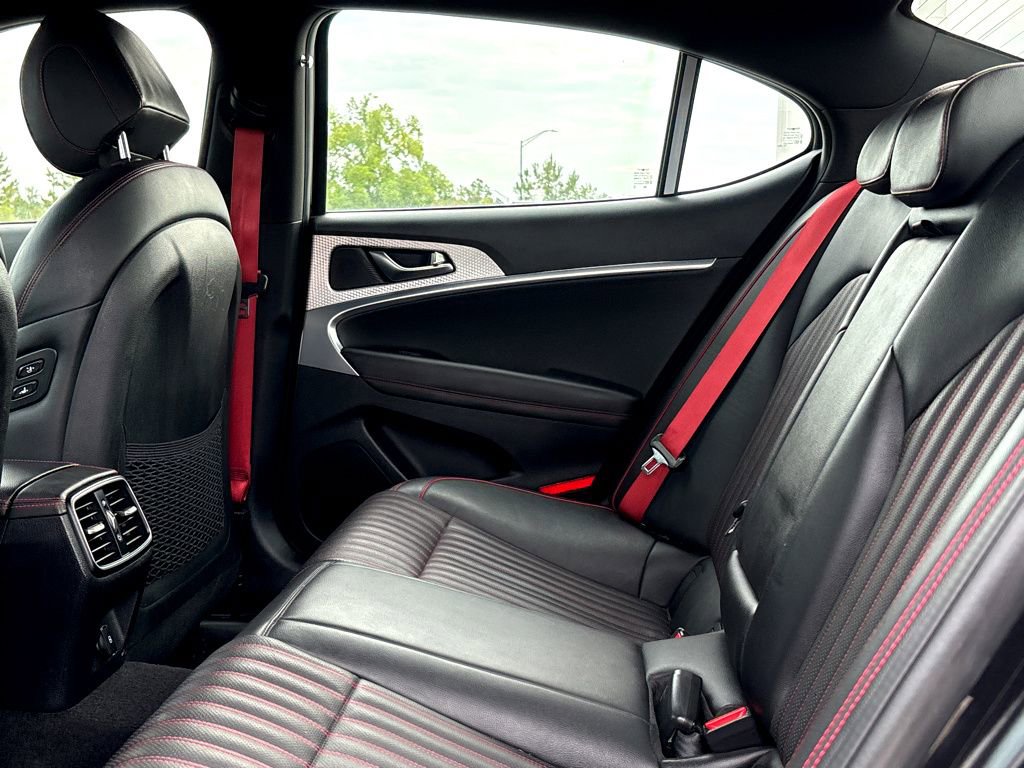 Used 2023 Genesis G70 2.0T w/ Sport Prestige Package RWD image 20