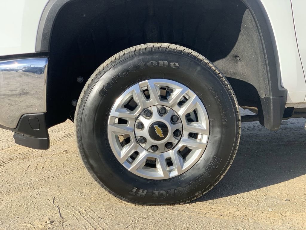 Certified 2025 Chevrolet Silverado 2500 LT w/ Convenience Package image 32