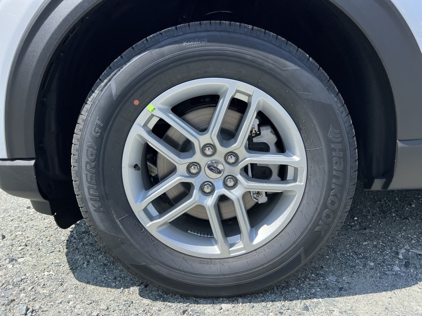 New 2026 Ford Explorer Active AWD/4WD image 12