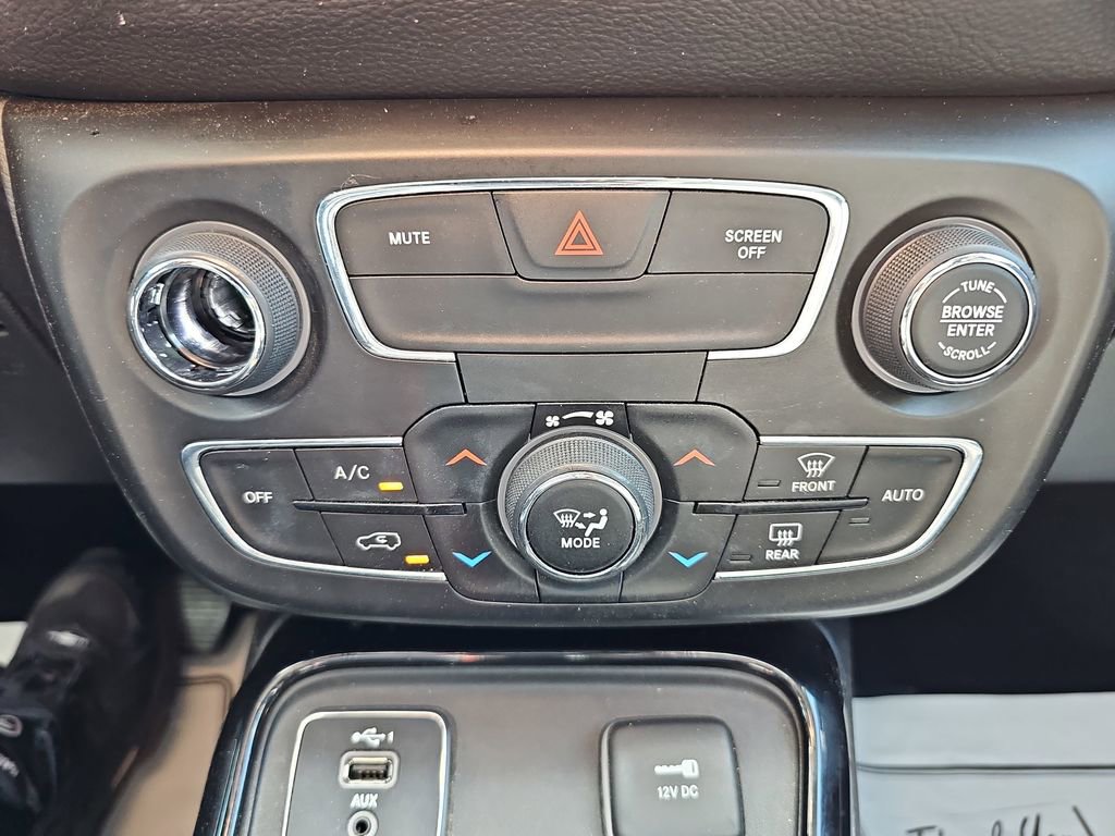 Used 2021 Jeep Compass Latitude image 26