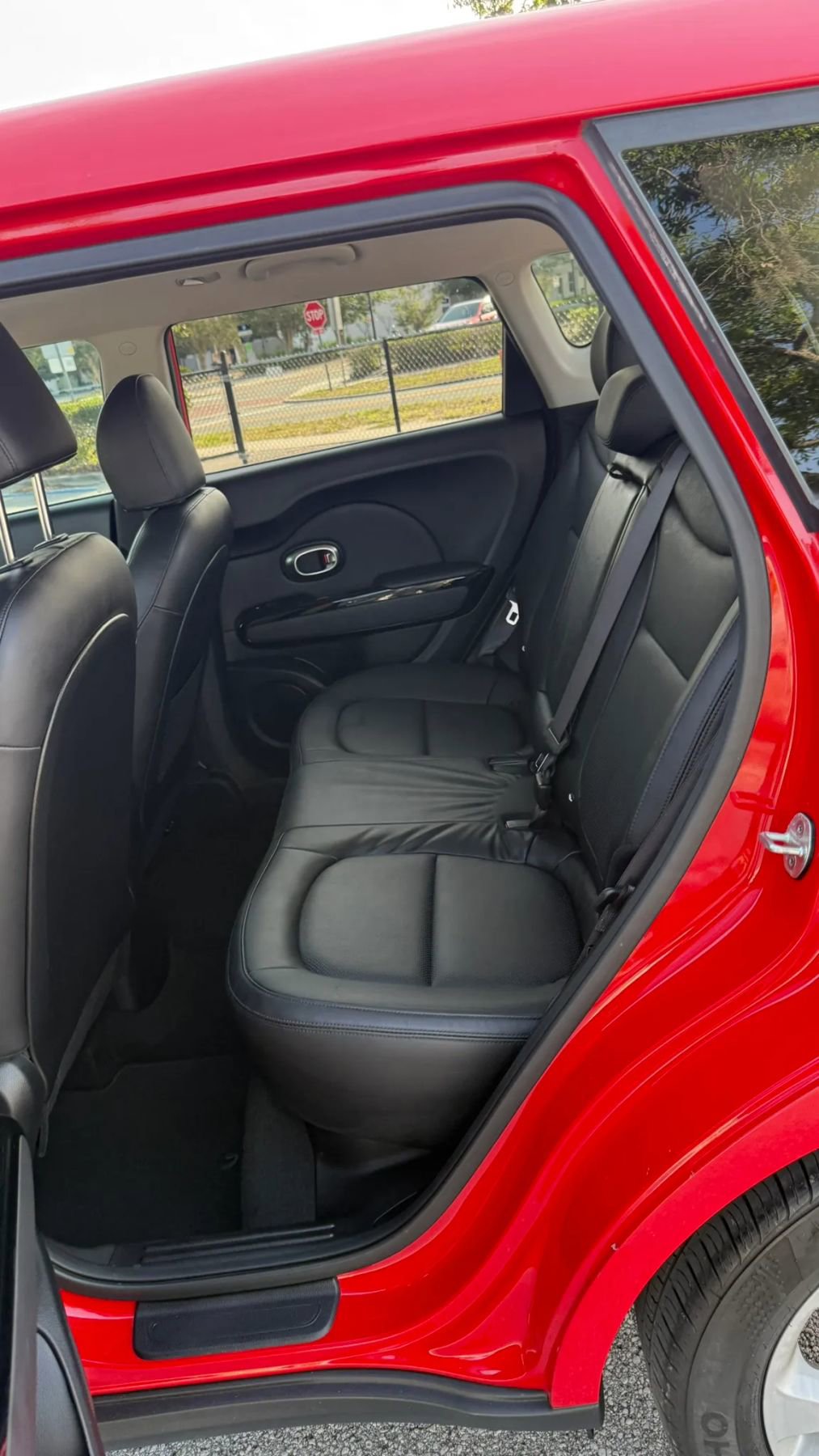 Used 2016 Kia Soul ! w/ Premium Package FWD image 11