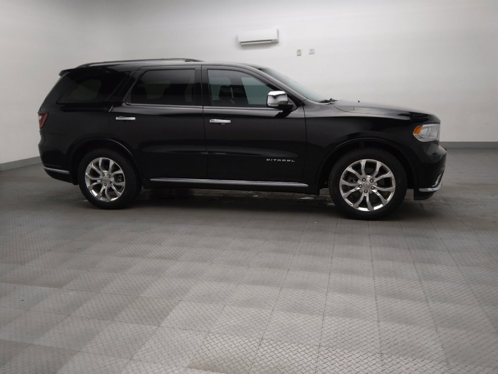 Used 2017 Dodge Durango Citadel w/ Premium Entertainment Group RWD image 11