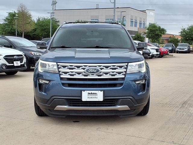 Used 2018 Ford Explorer XLT w/ Equipment Group 202A image 3