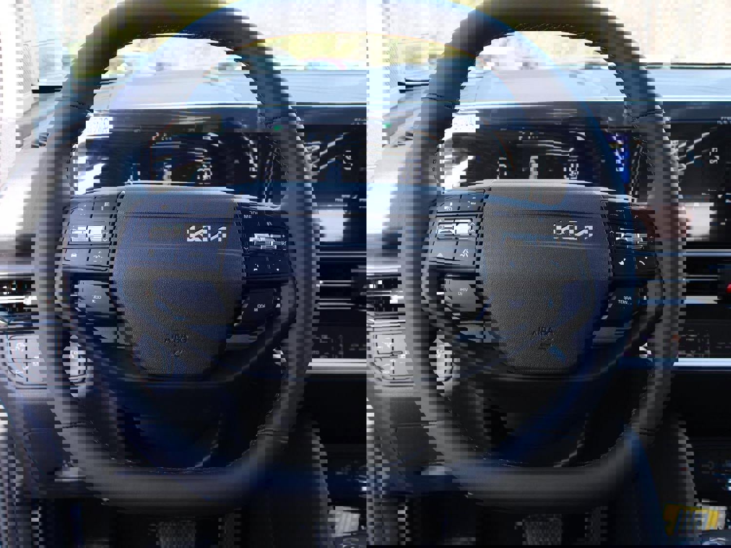 New 2026 Kia Sportage EX image 12