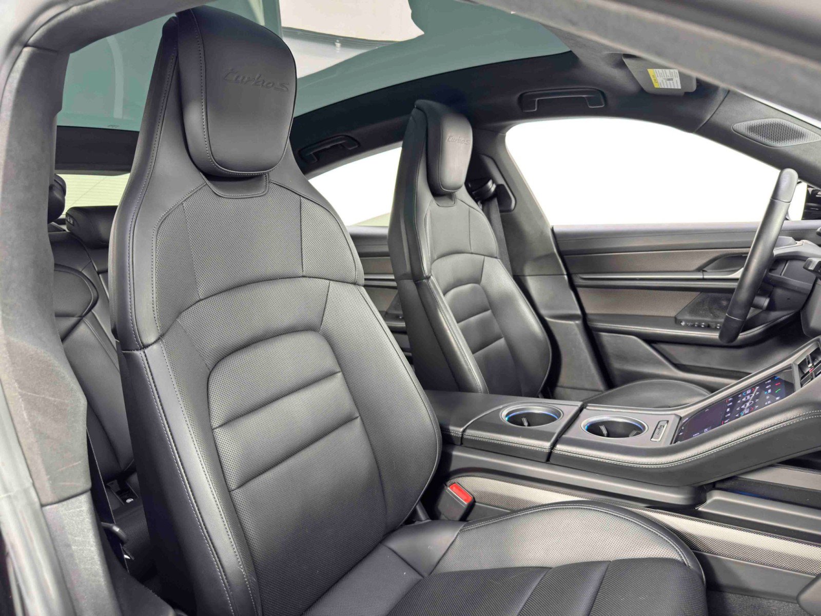 Used 2021 Porsche Taycan Turbo S image 39